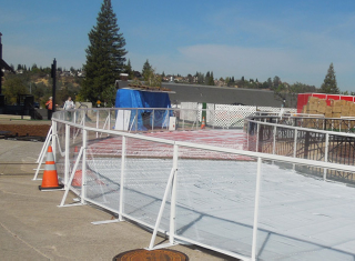 Illustration for article titled How Ice Skating Rinks Are Made